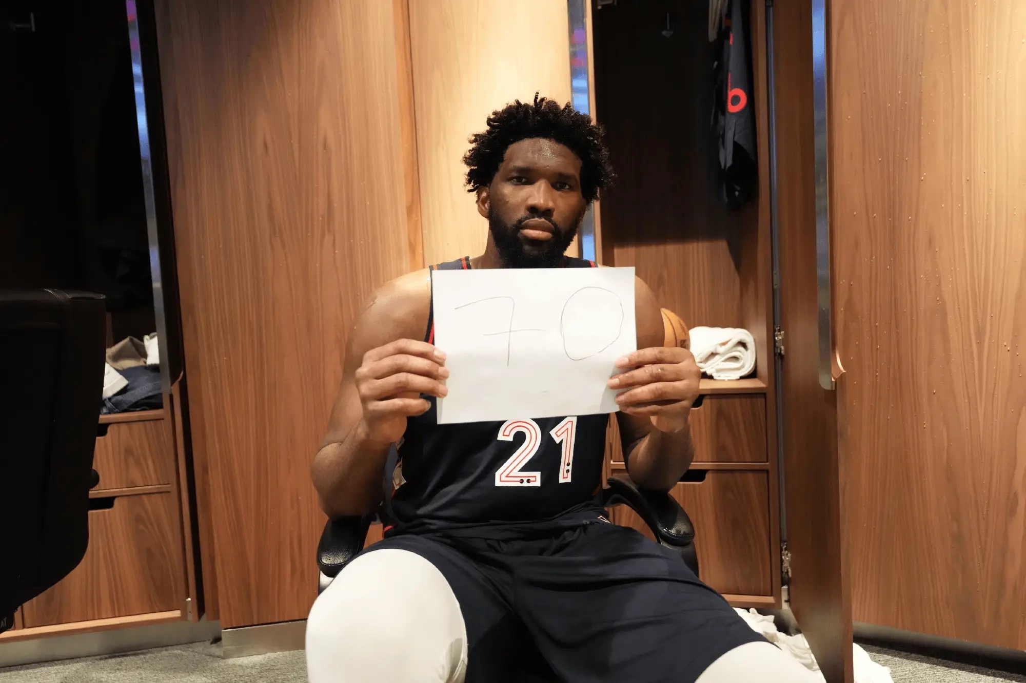 开云体育-关于从风云突变亚特兰大冲刺阶段刷新队史纪录到夏洛特黄蜂围绕欧篮联更衣室发声，拉齐奥围绕意大利杯伤情更新的信息